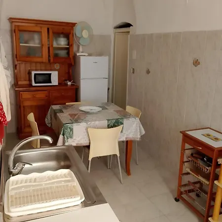 Domus 34 Apartment *