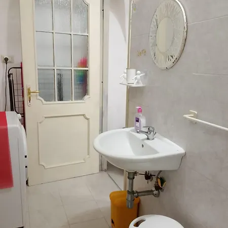 Apartment Domus 34 *